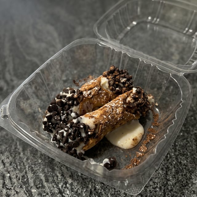 Mini Cannoli.